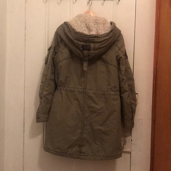 Green Winter Jacket with Faux Fur Lining - Picture 4 of 4